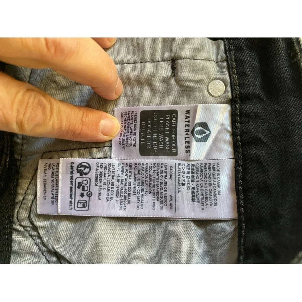 NWT Levi’s 501 Originals 29